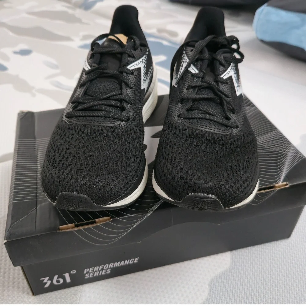 361 Degrees Centauri Womens Running Shoes Black White Y2341-0900 Size 10.5 New